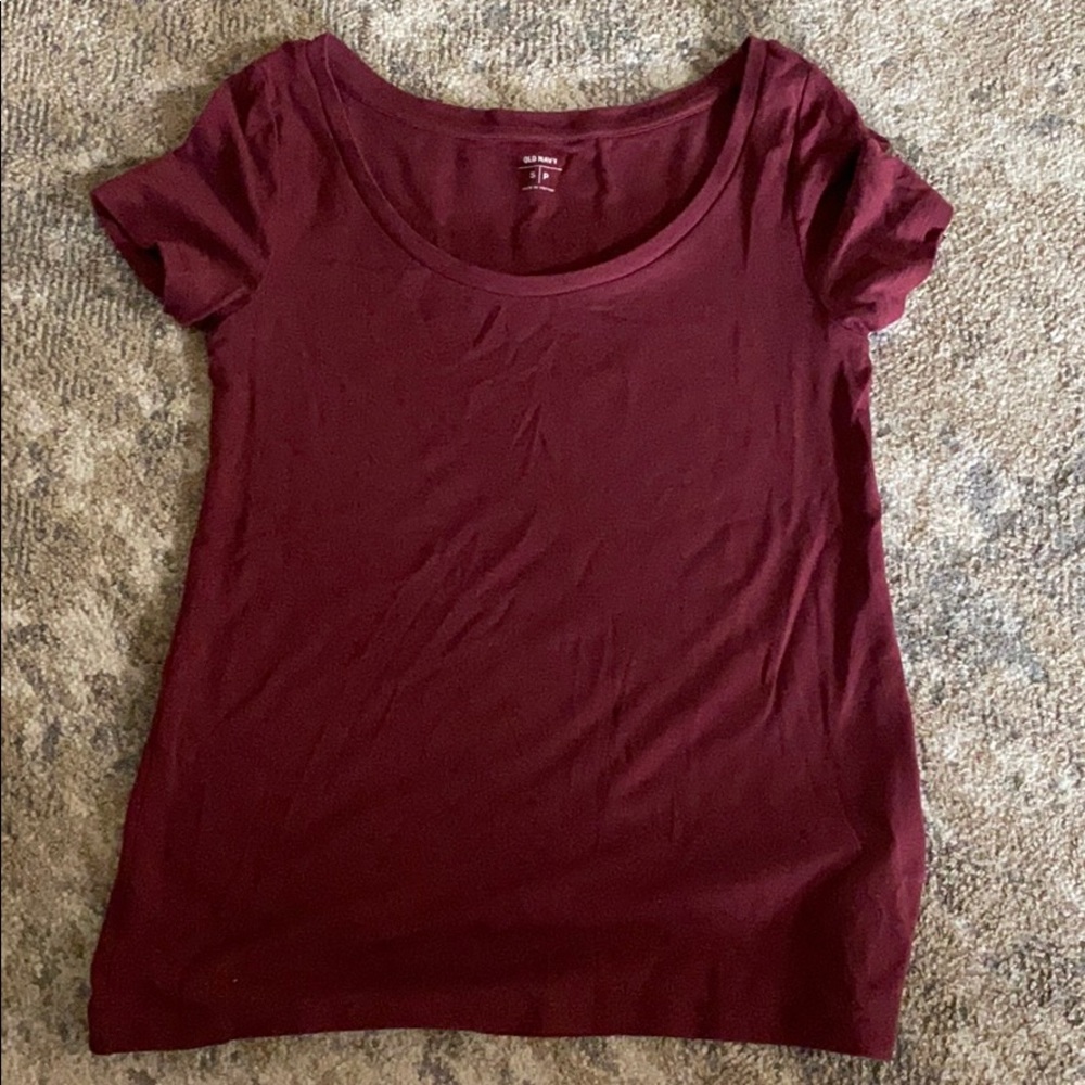 Maroon old navy shirt